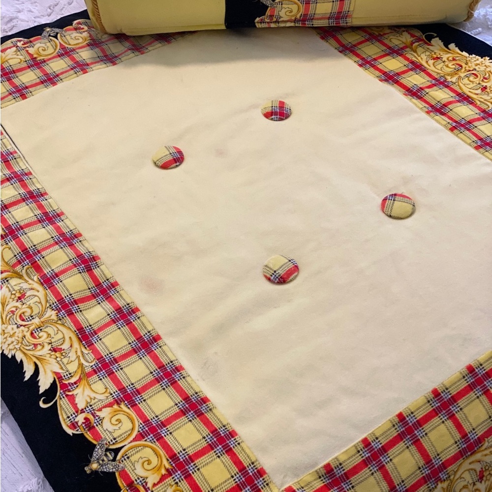 Vintage 1988-1989 GIANNI VERSACE Baby Crib Set Or Possible Bougie Pet Bedding